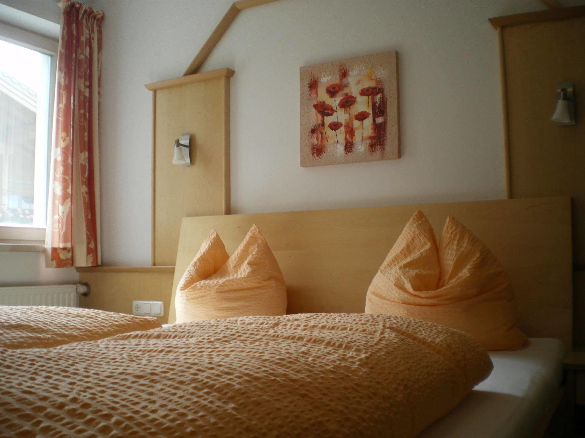Appartements Bergsonne เวสเทนดอร์ฟ ภายนอก รูปภาพ